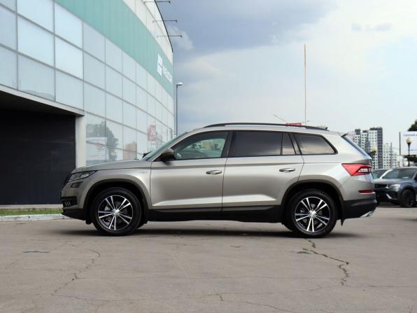 Skoda Kodiaq I с пробегом 2019 года, цена 2 770 000 рублей, 89085 км, внедорожник, Автокод Объявления