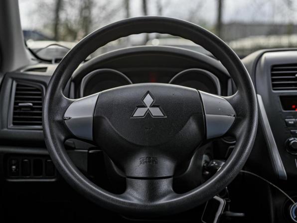 Mitsubishi ASX I с пробегом 2012 года, цена 990 000 рублей, 138076 км, внедорожник, Автокод Объявления