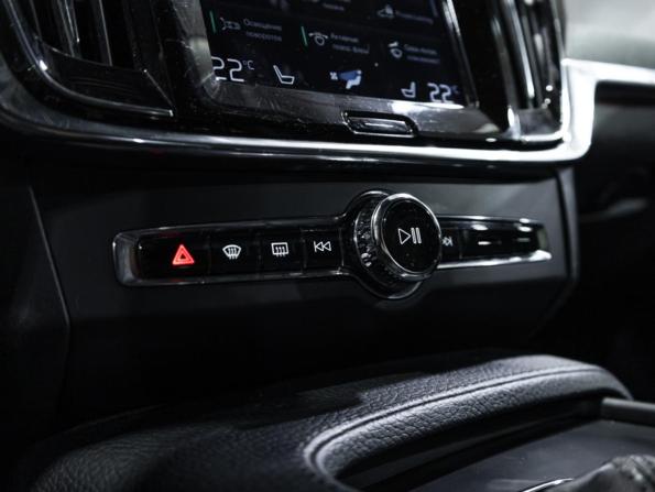 Volvo V90 Cross Country I с пробегом 2018 года, цена 3 129 700 рублей, 124834 км, универсал, Автокод Объявления