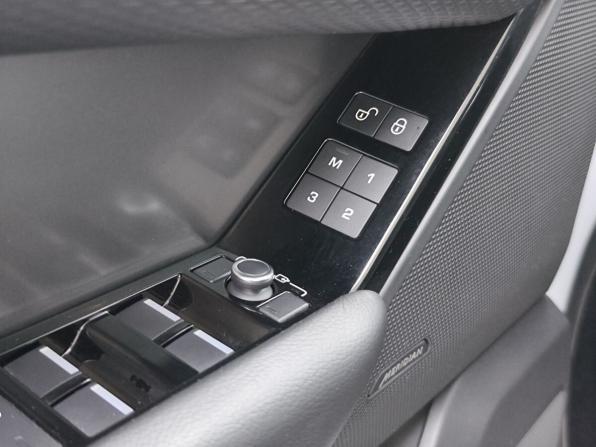 Land Rover Range Rover Velar I с пробегом 2019 года, цена 3 990 000 рублей, 75140 км, внедорожник, Автокод Объявления
