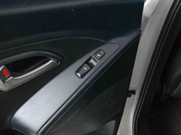 Hyundai ix35 I с пробегом 2012 года, цена 1 290 000 рублей, 196175 км, внедорожник, Автокод Объявления