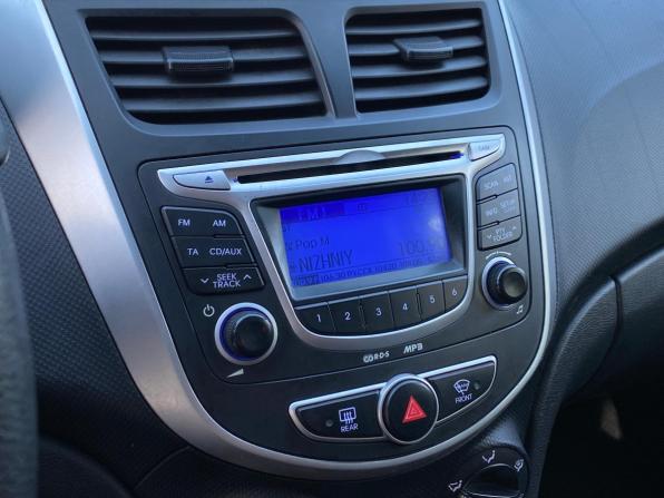 Hyundai Solaris I с пробегом 2012 года, цена 715 000 рублей, 179193 км, хэтчбек, Автокод Объявления