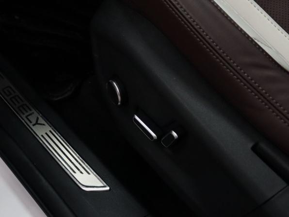 Geely Monjaro I с пробегом 2023 года, цена 2 990 000 рублей, 62000 км, внедорожник, Автокод Объявления