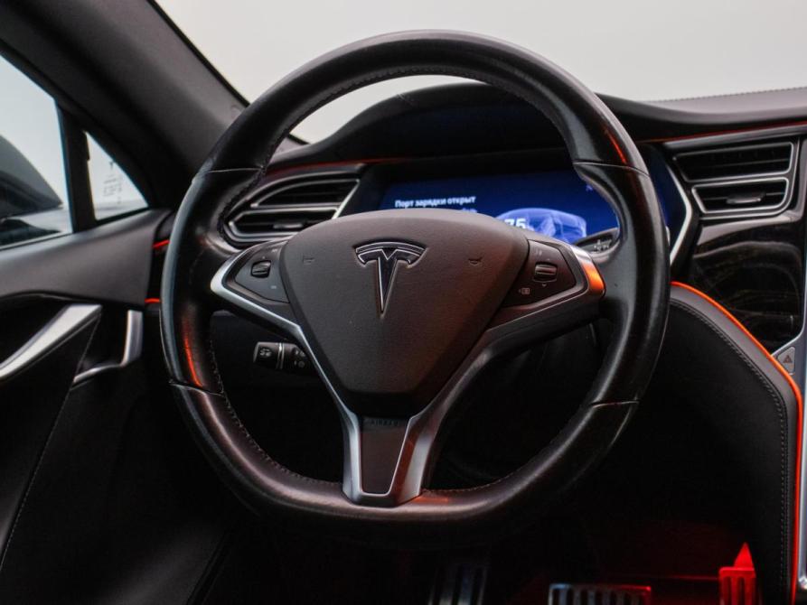 Tesla Model S I Рестайлинг Москва  - изображение 15