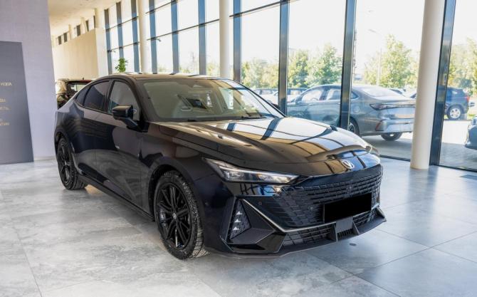 Changan UNI-V I с пробегом 2024 года, цена 3 350 000 рублей, 23453 км, лифтбек, Автокод Объявления