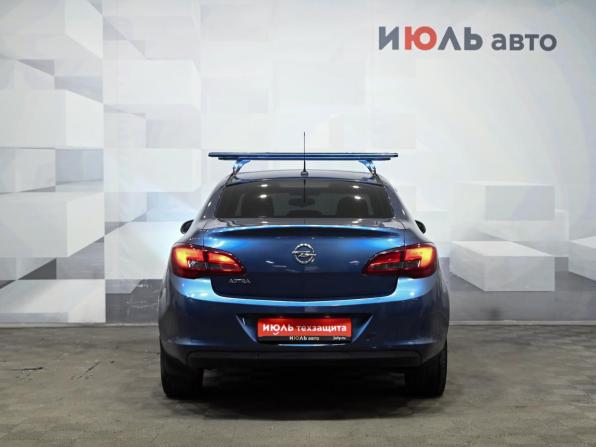 Opel Astra J Рестайлинг с пробегом 2013 года, цена 580 000 рублей, 256922 км, седан, Автокод Объявления
