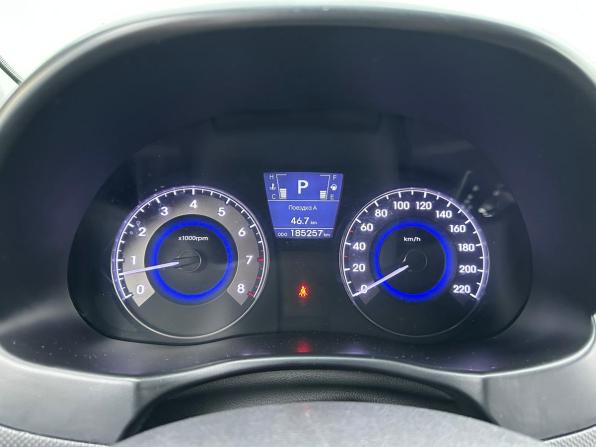 Hyundai Solaris I с пробегом 2013 года, цена 820 000 рублей, 185257 км, хэтчбек, Автокод Объявления