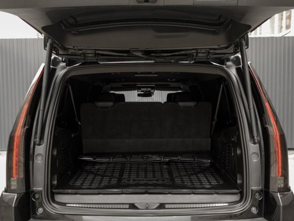 Cadillac Escalade IV с пробегом 2016 года, цена 3 850 000 рублей, 247759 км, внедорожник, Автокод Объявления