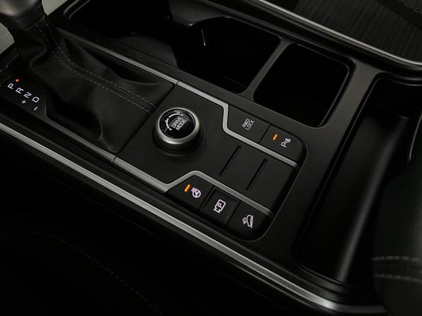 Kia Sorento IV с пробегом 2023 года, цена 4 420 000 рублей, 58100 км, внедорожник, Автокод Объявления