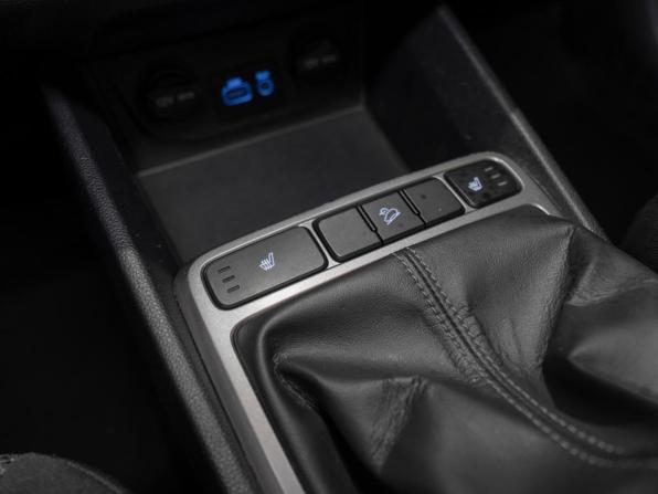 Hyundai Creta I с пробегом 2016 года, цена 1 235 000 рублей, 211468 км, внедорожник, Автокод Объявления