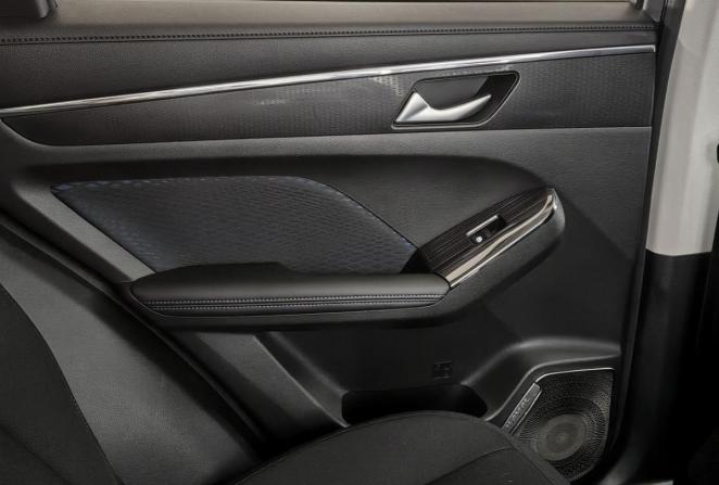 Haval Jolion I Рестайлинг с пробегом 2024 года, цена 1 830 000 рублей, 20300 км, внедорожник, Автокод Объявления