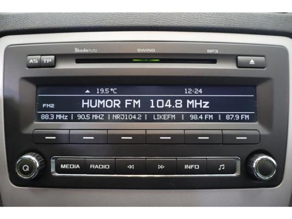 Skoda Octavia II (A5) Рестайлинг с пробегом 2013 года, цена 930 000 рублей, 216050 км, лифтбек, Автокод Объявления