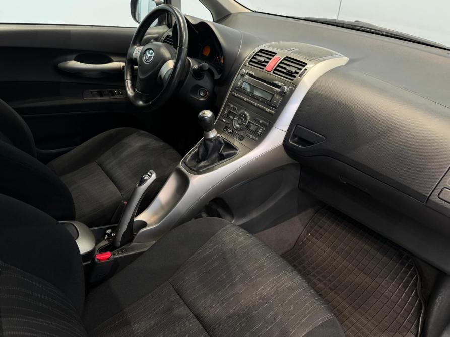 Toyota Auris I Волжский  - изображение 19