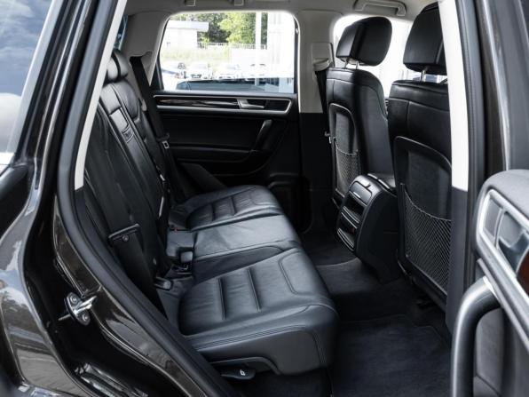 Volkswagen Touareg II Рестайлинг с пробегом 2015 года, цена 3 670 000 рублей, 113272 км, внедорожник, Автокод Объявления