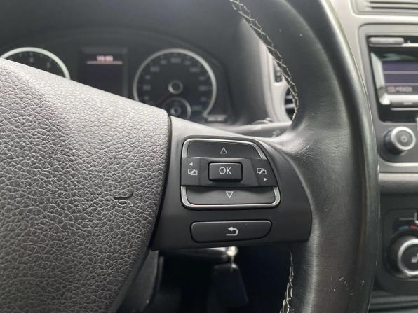 Volkswagen Tiguan I Рестайлинг с пробегом 2015 года, цена 1 329 000 рублей, 137621 км, внедорожник, Автокод Объявления