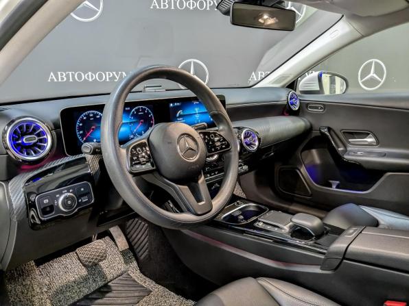Mercedes-Benz A-Класс IV (W177) с пробегом 2019 года, цена 2 590 000 рублей, 86606 км, седан, Автокод Объявления