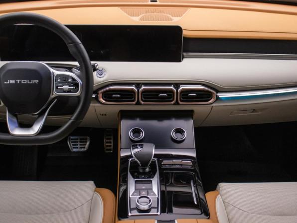 JETOUR X70+ I Рестайлинг с пробегом 2024 года, цена 2 390 000 рублей, 13168 км, внедорожник, Автокод Объявления