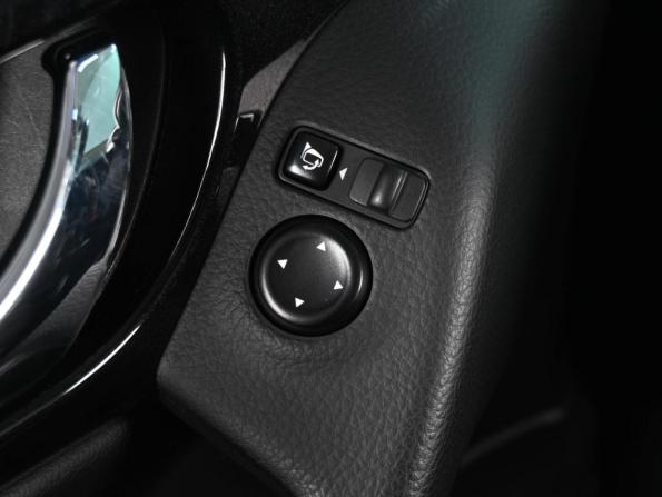 Nissan Qashqai II с пробегом 2016 года, цена 1 569 000 рублей, 109178 км, внедорожник, Автокод Объявления