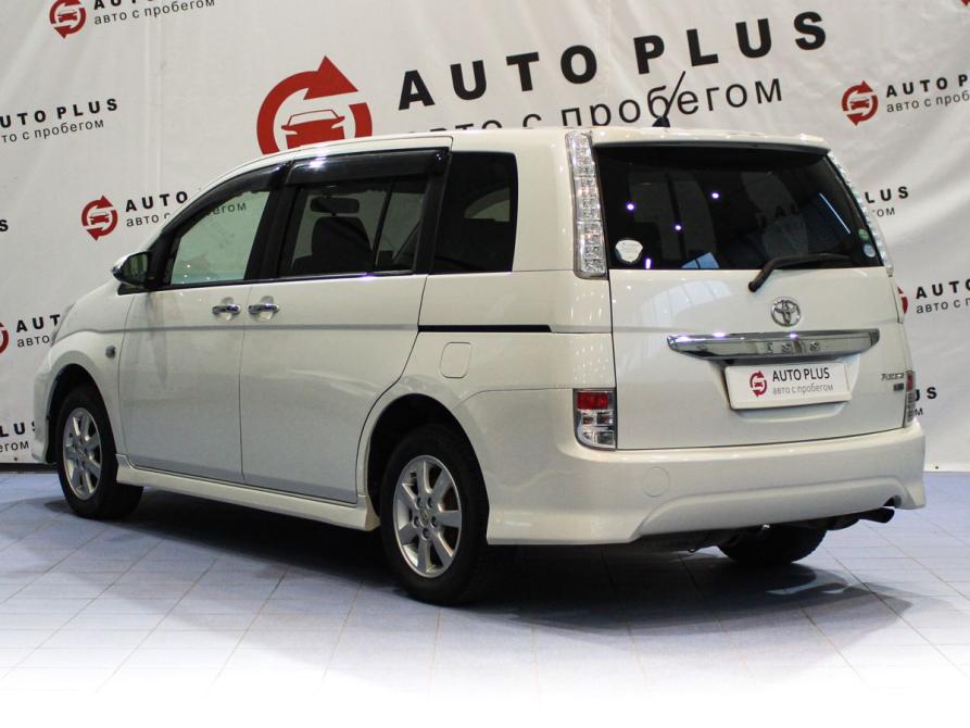 Toyota ISis I Рестайлинг Минеральные Воды  - изображение 2