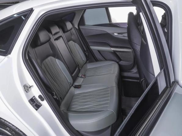 Changan Lamore с пробегом 2024 года, цена 2 180 000 рублей, 38981 км, седан, Автокод Объявления