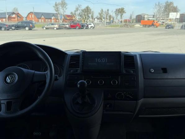 Volkswagen Transporter T5 Рестайлинг с пробегом 2012 года, цена 1 319 000 рублей, 416342 км, минивэн, Автокод Объявления