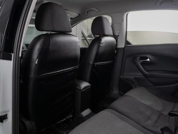 Volkswagen Polo V Рестайлинг с пробегом 2017 года, цена 1 170 000 рублей, 256173 км, седан, Автокод Объявления