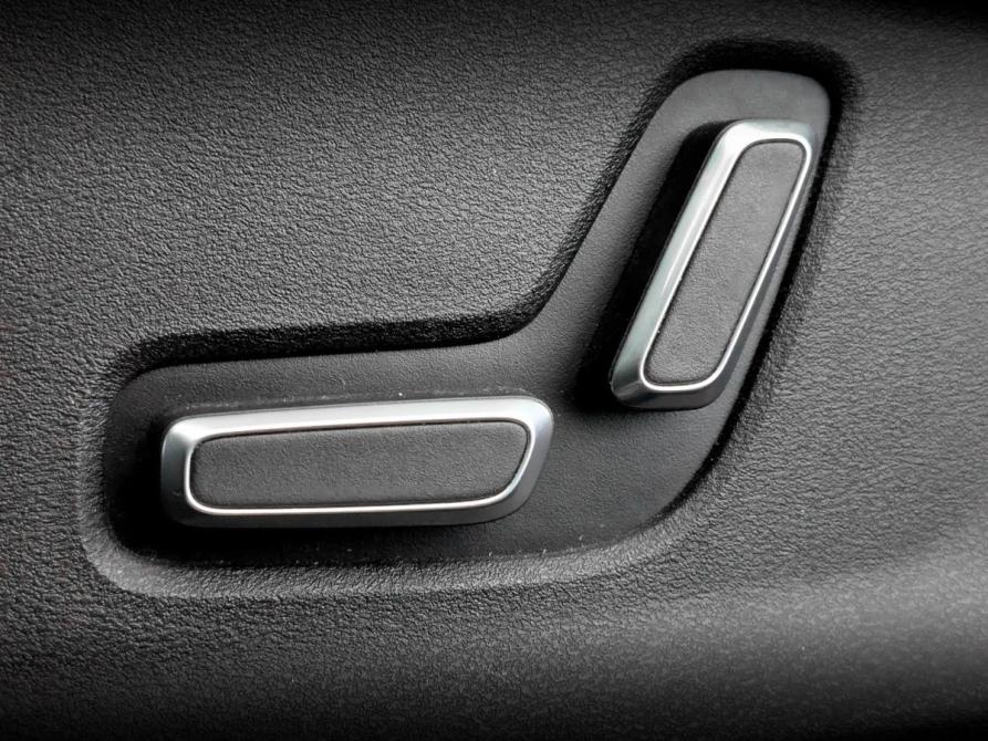 Geely Monjaro I Москва  - изображение 20