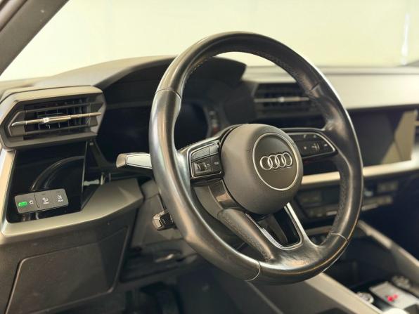 Audi A3 IV (8Y) с пробегом 2021 года, цена 1 730 000 рублей, 191571 км, седан, Автокод Объявления