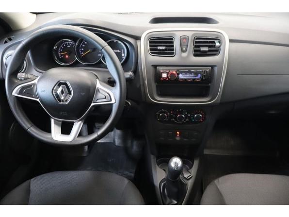 Renault Logan II Рестайлинг с пробегом 2018 года, цена 775 000 рублей, 127007 км, седан, Автокод Объявления