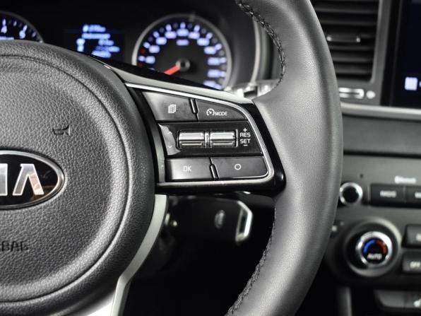 Kia Sportage IV Рестайлинг с пробегом 2020 года, цена 2 339 900 рублей, 99502 км, внедорожник, Автокод Объявления