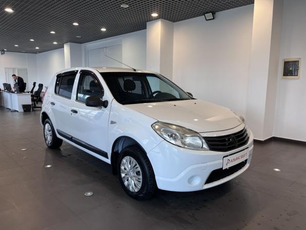 Renault Sandero I с пробегом 2013 года, цена 470 000 рублей, 236812 км, хэтчбек, Автокод Объявления