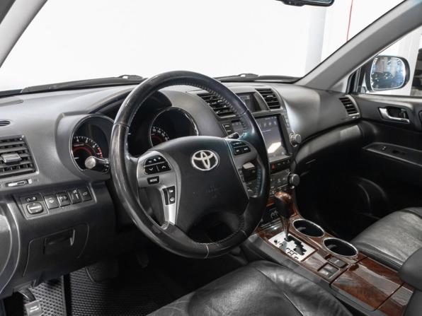 Toyota Highlander II (XU40) Рестайлинг с пробегом 2011 года, цена 1 995 000 рублей, 164922 км, внедорожник, Автокод Объявления