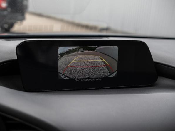 Mazda 3 IV (BP) с пробегом 2019 года, цена 2 450 000 рублей, 113040 км, хэтчбек, Автокод Объявления