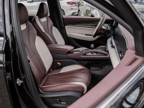 Geely Monjaro I с пробегом 2023 года, цена 3 100 000 рублей, 81095 км, внедорожник, Автокод Объявления