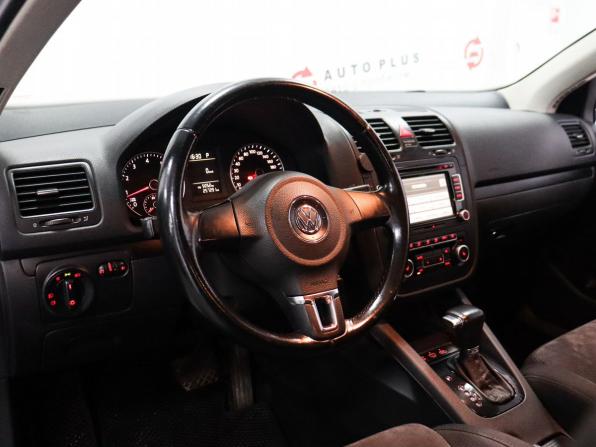 Volkswagen Jetta V с пробегом 2010 года, цена 679 000 рублей, 257290 км, седан, Автокод Объявления