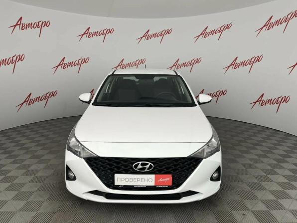 Hyundai Solaris II Рестайлинг с пробегом 2022 года, цена 1 585 000 рублей, 69035 км, седан, Автокод Объявления