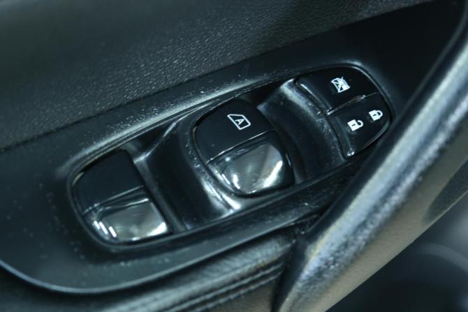 Nissan Qashqai II с пробегом 2014 года, цена 1 599 000 рублей, 168000 км, внедорожник, Автокод Объявления