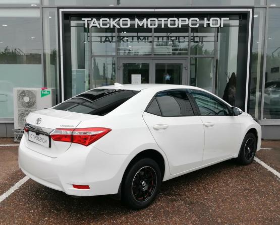 Toyota Corolla XI (E160 E170 E180) Рестайлинг 1 с пробегом 2018 года, цена 1 456 000 рублей, 184644 км, седан, Автокод Объявления