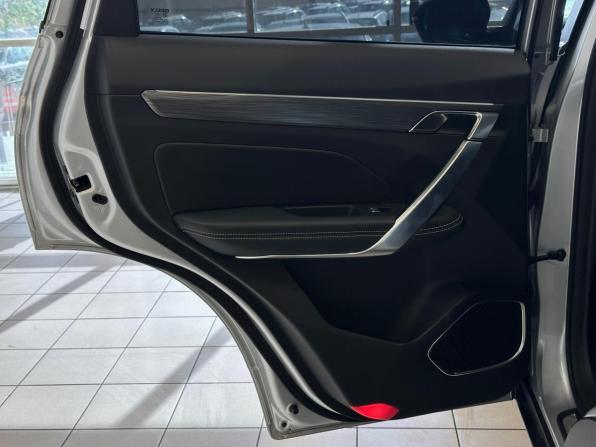 Geely Atlas Pro с пробегом 2023 года, цена 1 820 000 рублей, 42313 км, внедорожник, Автокод Объявления