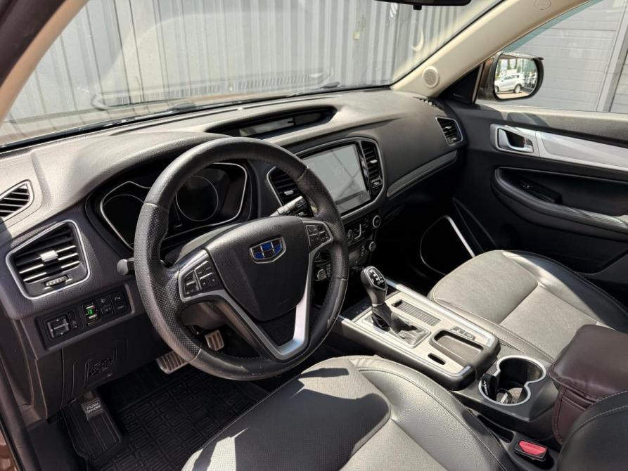 Geely Emgrand X7 I Рестайлинг 2 Ростов-на-Дону  - изображение 13