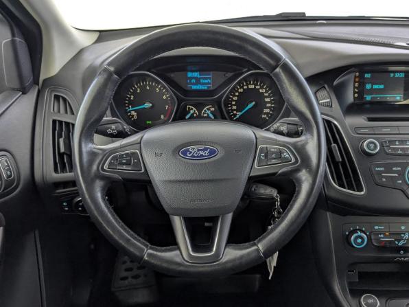 Ford Focus III Рестайлинг с пробегом 2018 года, цена 1 200 000 рублей, 85625 км, хэтчбек, Автокод Объявления