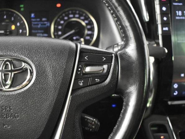 Toyota Alphard III Рестайлинг с пробегом 2019 года, цена 3 989 900 рублей, 279620 км, минивэн, Автокод Объявления