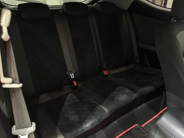 Kia Ceed II Рестайлинг с пробегом 2017 года, цена 1 369 000 рублей, 227593 км, хэтчбек, Автокод Объявления