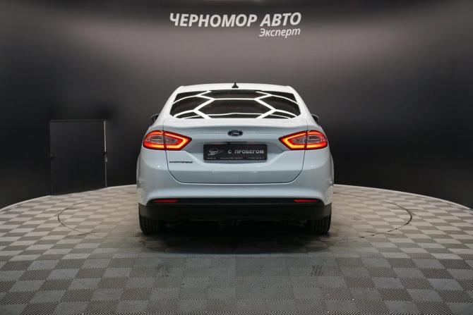Ford Mondeo V с пробегом 2017 года, цена 1 465 000 рублей, 256000 км, седан, Автокод Объявления