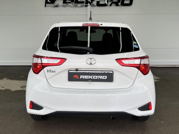 Toyota Vitz III (XP130) Рестайлинг с пробегом 2019 года, цена 1 139 000 рублей, 39600 км, хэтчбек, Автокод Объявления