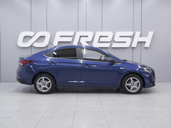 Hyundai Solaris II Рестайлинг с пробегом 2021 года, цена 1 650 000 рублей, 75223 км, седан, Автокод Объявления