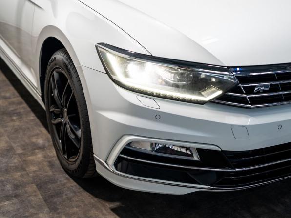 Volkswagen Passat B8 с пробегом 2015 года, цена 1 670 000 рублей, 114924 км, универсал, Автокод Объявления