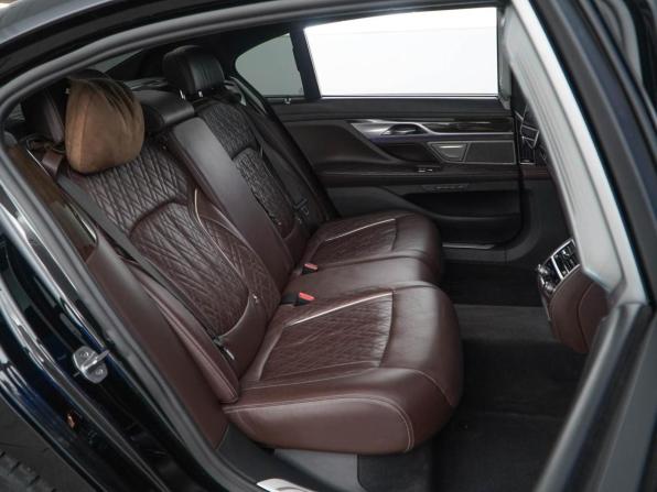 BMW 7 серии VI (G11/G12) Рестайлинг с пробегом 2020 года, цена 4 993 055 рублей, 130045 км, седан, Автокод Объявления