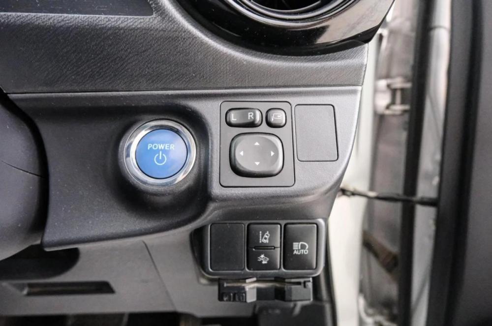 Toyota Aqua I Рестайлинг Красноярск  - изображение 19
