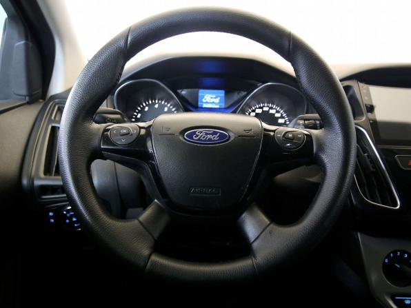 Ford Focus III с пробегом 2013 года, цена 550 000 рублей, 242000 км, седан, Автокод Объявления